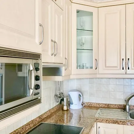 1-bedroom On The Beachfront, Pool And Terrace Costa Adeje (Tenerife)